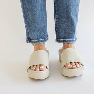 Matisse Frida Wedge Sandal